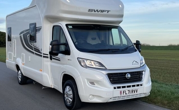 Rent this Swift motorhome for 6 people in Misterton from £145.00 p.d. - Goboony