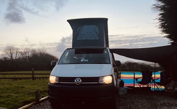 Rent this Volkswagen motorhome for 4 people in Dordon from £85.00 p.d. - Goboony