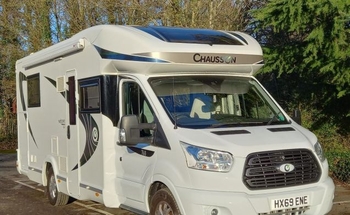 Rent this Chausson motorhome for 4 people in Devon from £121.00 p.d. - Goboony