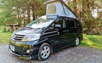 Rent this Toyota motorhome for 4 people in Greater London from £177.00 p.d. - Goboony