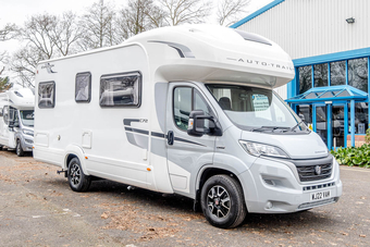 Auto-Trail Expedition, 6 Berth, (2022) Used Motorhomes for sale