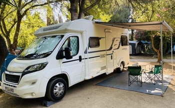 Rent this Peugeot motorhome for 6 people in Essex from £139.00 p.d. - Goboony