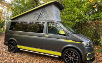 Rent this Volkswagen motorhome for 4 people in Hedge End from £73.00 p.d. - Goboony