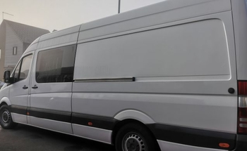 Rent this Mercedes-Benz motorhome for 2 people in East Riding of Yorkshire from £79.00 p.d. - Goboony
