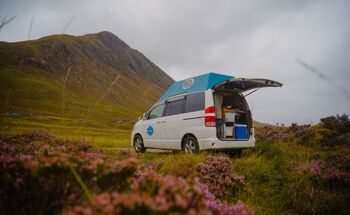 Rent this Toyota motorhome for 2 people in Edinburgh from £65.00 p.d. - Goboony