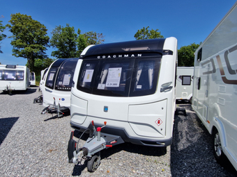 Coachman VIP 520, 3 Berth, (2019) Used Touring Caravan for sale
