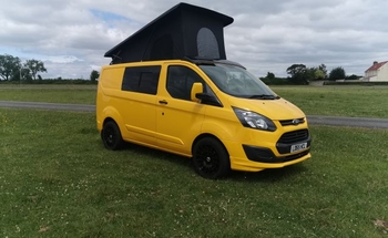 Rent this Ford motorhome for 4 people in Yate from £86.00 p.d. - Goboony