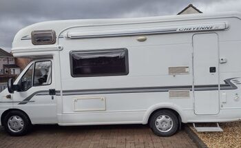 Rent this Fiat motorhome for 4 people in North Somerset from £67.00 p.d. - Goboony