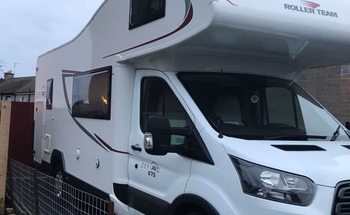 Rent this Ford motorhome for 6 people in Aberdeen from £85.00 p.d. - Goboony