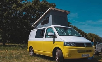 Rent this Volkswagen motorhome for 4 people in Bradway from £79.00 p.d. - Goboony