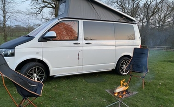 Rent this Volkswagen motorhome for 4 people in Winchester from £109.00 p.d. - Goboony
