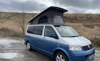Rent this Volkswagen motorhome for 4 people in Standish from £97.00 p.d. - Goboony