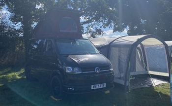 Rent this Volkswagen motorhome for 4 people in Lytchett Matravers from £90.00 p.d. - Goboony