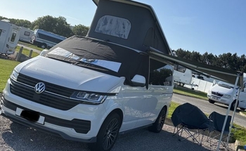 Rent this Volkswagen motorhome for 4 people in Stoke-on-Trent from £97.00 p.d. - Goboony