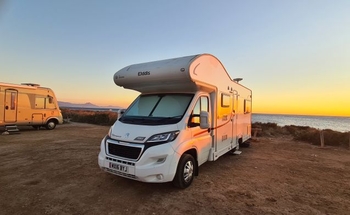 Rent this Peugeot motorhome for 6 people in Somerset from £82.00 p.d. - Goboony