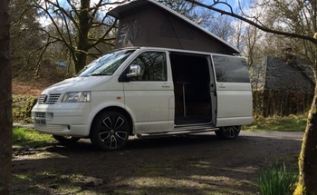 Rent this Volkswagen motorhome for 4 people in Falkirk from £101.00 p.d. - Goboony