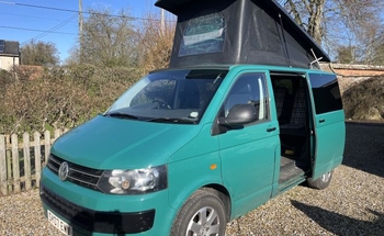 Rent this Volkswagen motorhome for 4 people in Ashley Down from £68.00 p.d. - Goboony