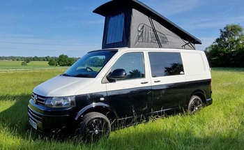 Rent this Volkswagen motorhome for 4 people in Broadmeadow Industrial Estate from £115.00 p.d. - Goboony