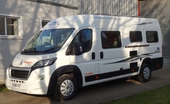 Rent this Peugeot motorhome for 4 people in Andoversford from £85.00 p.d. - Goboony