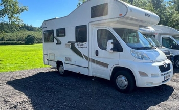 Rent this Peugeot motorhome for 4 people in Hampshire from £92.00 p.d. - Goboony
