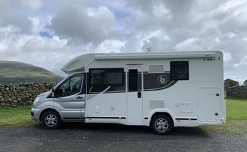 Rent this Benimar motorhome for 4 people in Darlington from £91.00 p.d. - Goboony