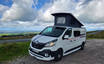 Rent this Renault motorhome for 4 people in Heysham from £91.00 p.d. - Goboony