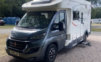 Rent this Roller Team motorhome for 4 people in Kent from £91.00 p.d. - Goboony