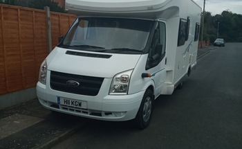 Rent this Ford motorhome for 3 people in Warwickshire from £91.00 p.d. - Goboony
