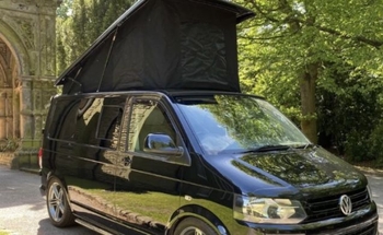 Rent this Volkswagen motorhome for 4 people in Timperley from £67.00 p.d. - Goboony