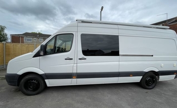 Rent this Volkswagen motorhome for 4 people in Frampton Cotterell from £85.00 p.d. - Goboony