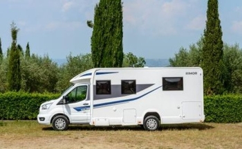 Rent this Rimor motorhome for 5 people in Kirkstall from £171.00 p.d. - Goboony