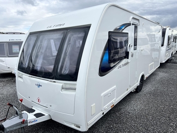 Lunar Ultima, 4 Berth, (2017) Used Touring Caravan for sale