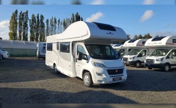 Rent this Roller Team motorhome for 6 people in West Sussex from £144.00 p.d. - Goboony