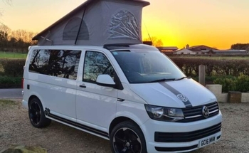 Rent this Volkswagen motorhome for 4 people in Willand from £108.00 p.d. - Goboony