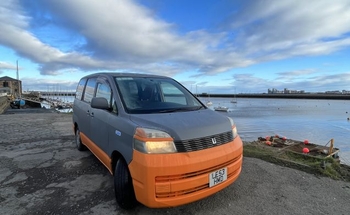 Rent this Toyota motorhome for 4 people in Edinburgh from £53.00 p.d. - Goboony
