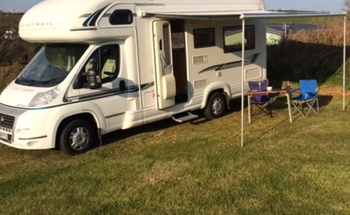 Rent this Autotrail motorhome for 4 people in Gloucestershire from £85.00 p.d. - Goboony