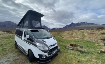 Rent this Ford motorhome for 4 people in Kirkton Campus from £99.00 p.d. - Goboony