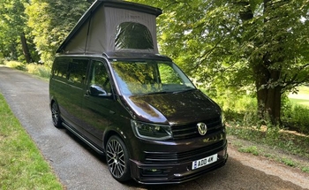 Rent this Volkswagen motorhome for 4 people in High Wycombe from £105.00 p.d. - Goboony
