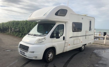Rent this Bessacarr motorhome for 5 people in West Sussex from £91.00 p.d. - Goboony