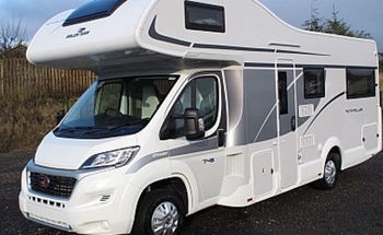 Rent this Roller Team motorhome for 6 people in Aberdeen from £110.00 p.d. - Goboony