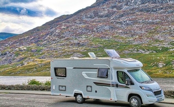 Rent this Peugeot motorhome for 4 people in Rubery from £82.00 p.d. - Goboony