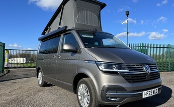 Rent this Volkswagen motorhome for 4 people in Hampshire from £127.00 p.d. - Goboony