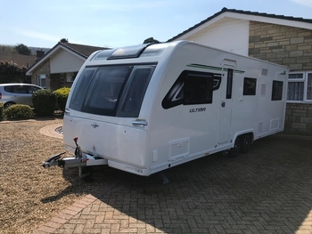 Lunar 686  Touring Caravan for sale