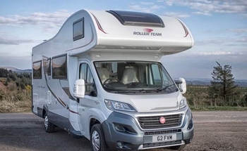 Rent this Roller Team motorhome for 6 people in Stirling from £175.00 p.d. - Goboony