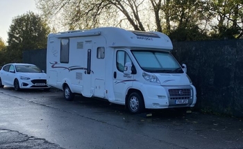 Rent this Fiat motorhome for 3 people in Leicestershire from £121.00 p.d. - Goboony