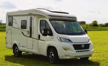 Rent this Hymer motorhome for 2 people in West Butterwick from £127.00 p.d. - Goboony