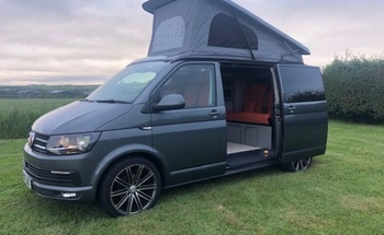 Rent this Volkswagen motorhome for 4 people in Crank from £96.00 p.d. - Goboony