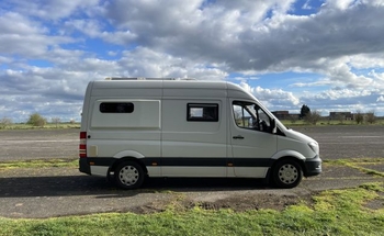 Rent this Mercedes-Benz motorhome for 2 people in Edith Weston from £70.00 p.d. - Goboony