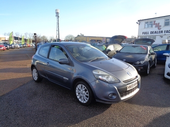 Renault Clio, (2009)  Towing Vehicles for sale in Eastbourne