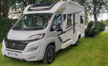 Rent this Swift motorhome for 4 people in Old Sarum from £97.00 p.d. - Goboony